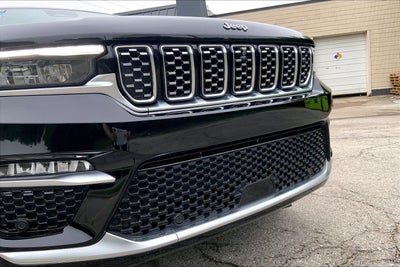 2023 Jeep Grand Cherokee Summit