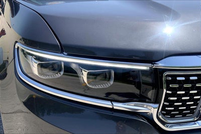 2022 Jeep Grand Wagoneer Series III