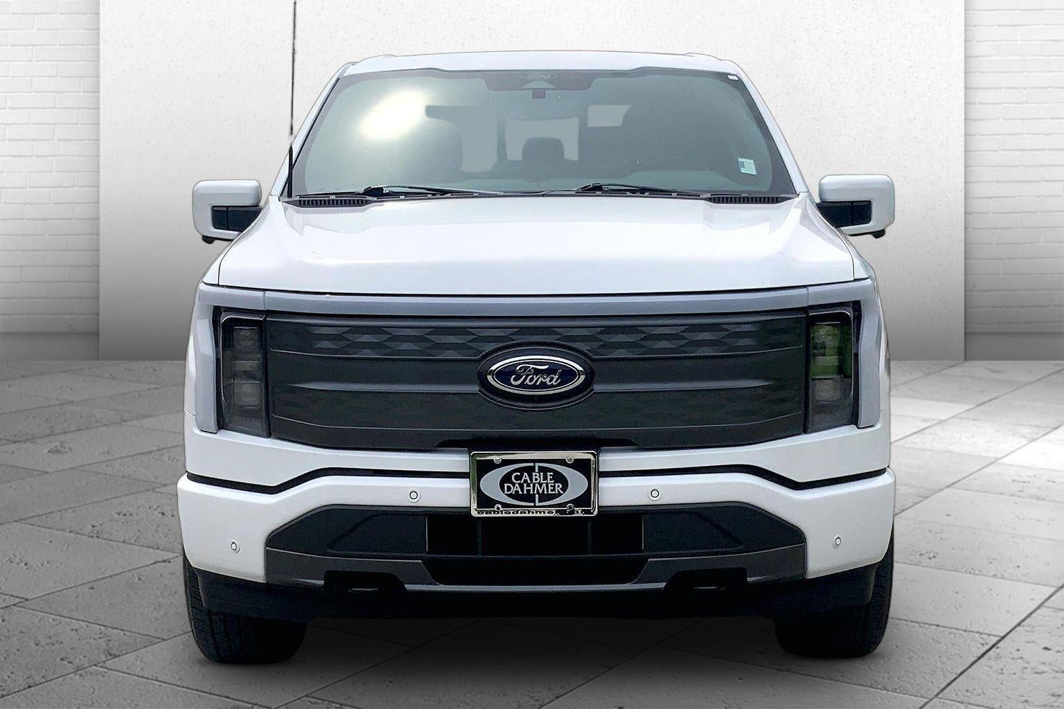 2022 Ford F-150 Lightning Lariat