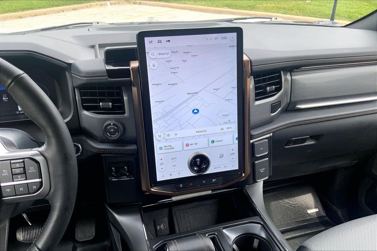 2022 Ford F-150 Lightning Lariat