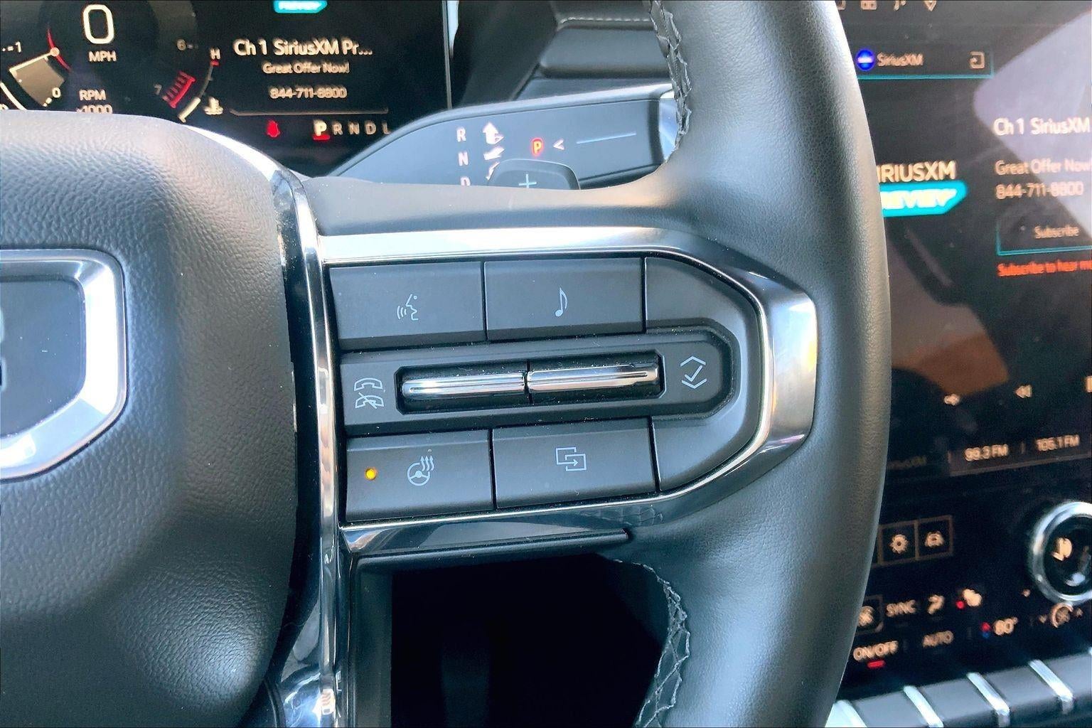 2025 GMC Acadia Elevation