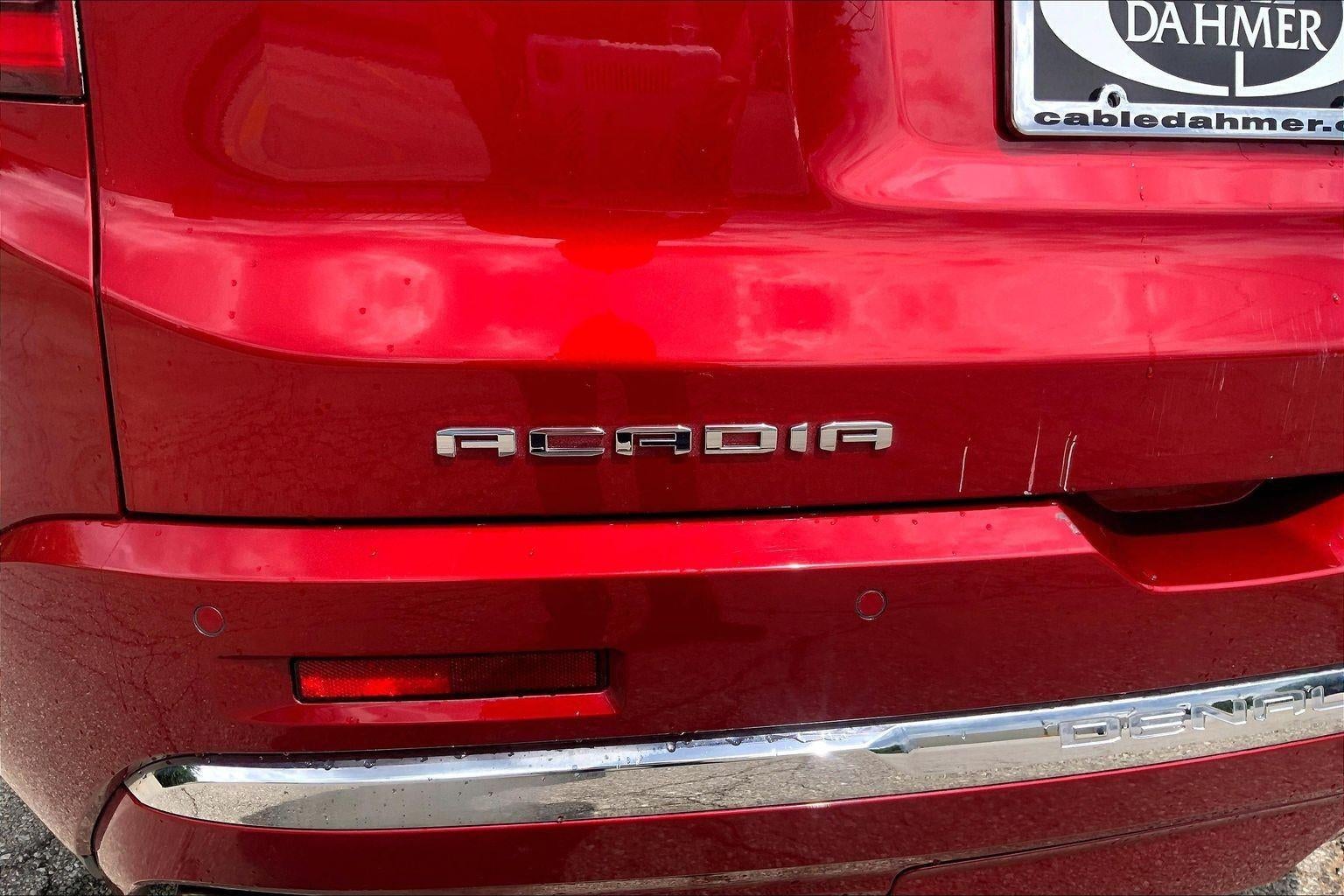 2023 GMC Acadia Denali