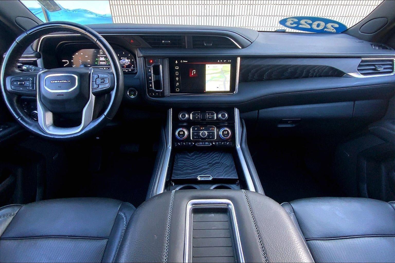 2023 GMC Yukon XL Denali