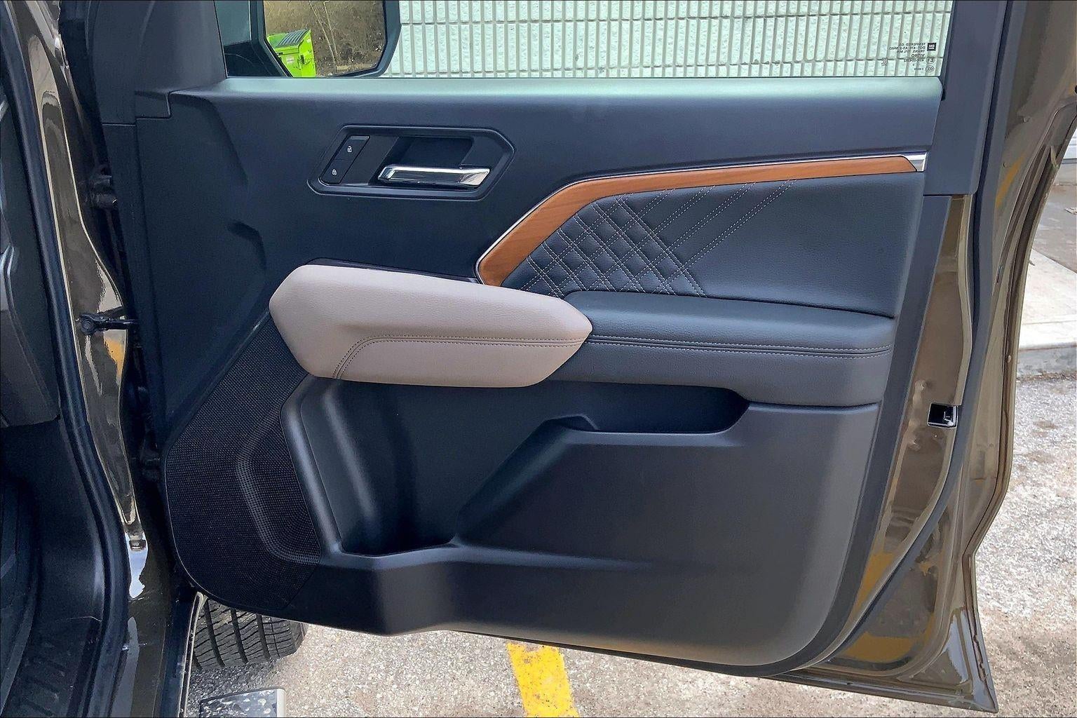 2023 GMC Canyon Denali