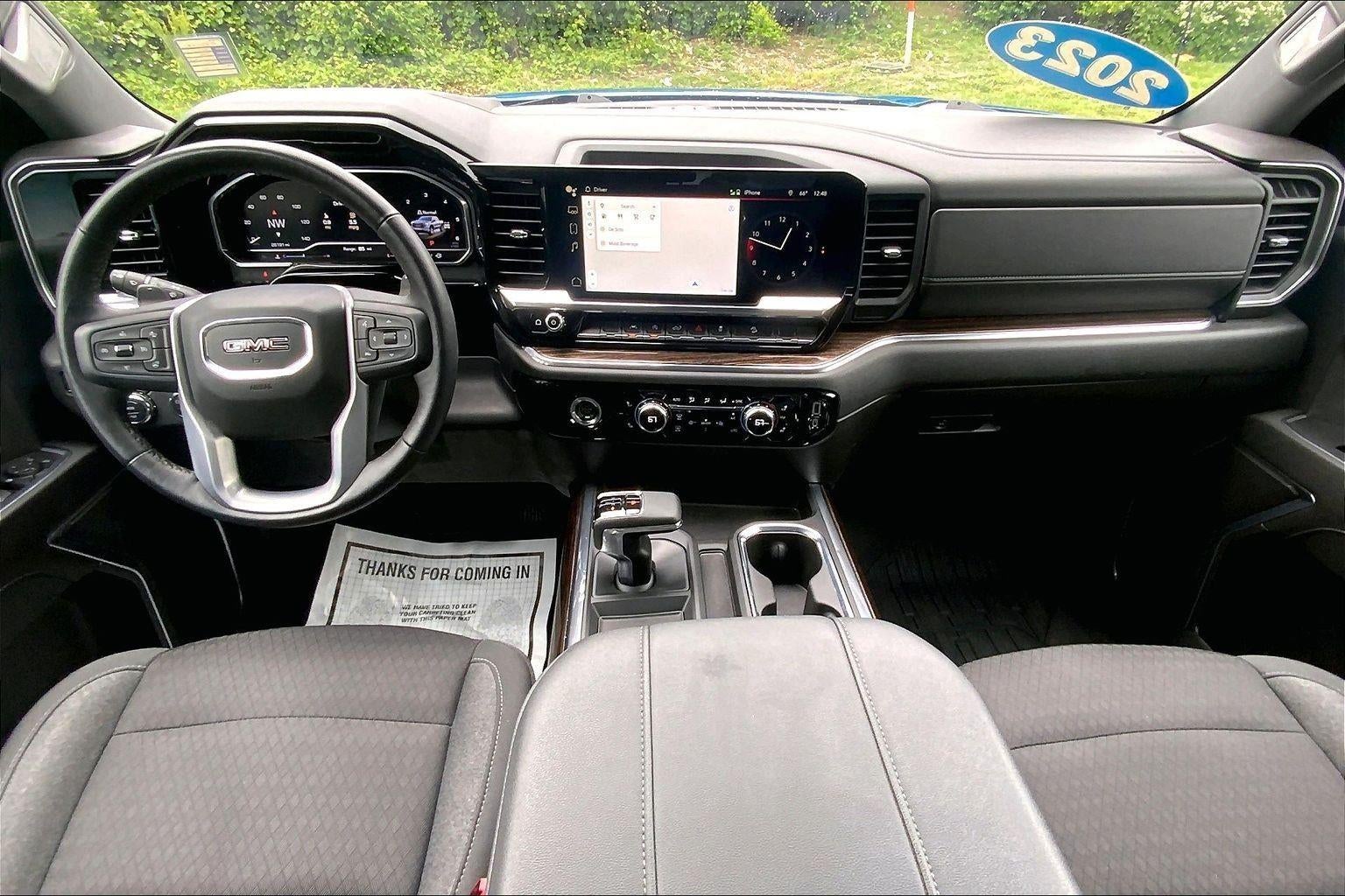 2023 GMC Sierra 1500 Elevation