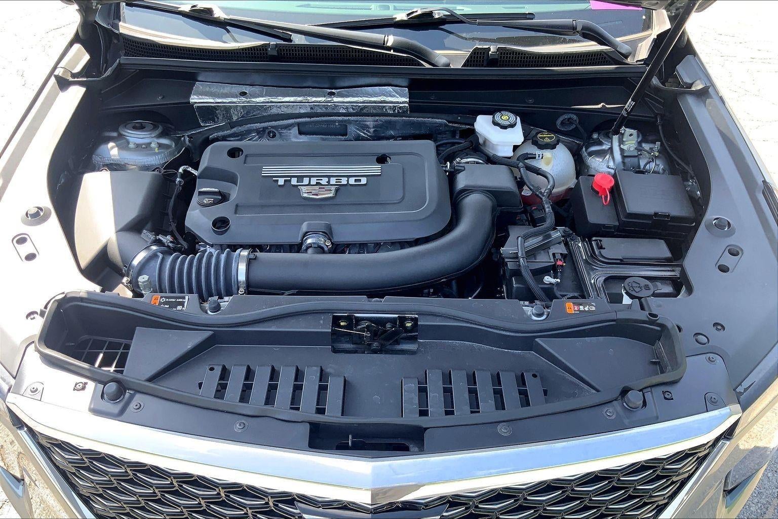 2025 Cadillac XT4 Premium Luxury