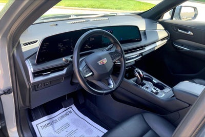 2025 Cadillac XT4 Premium Luxury