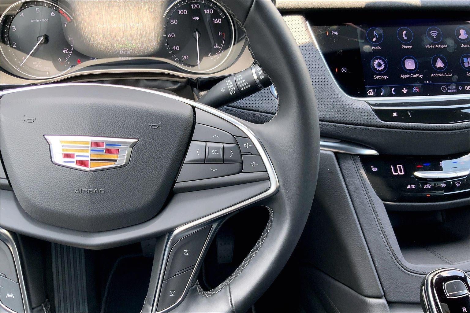 2025 Cadillac XT5 Luxury