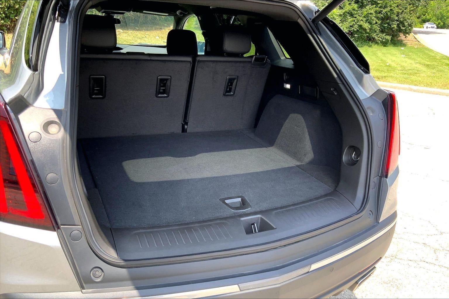 2025 Cadillac XT5 Luxury
