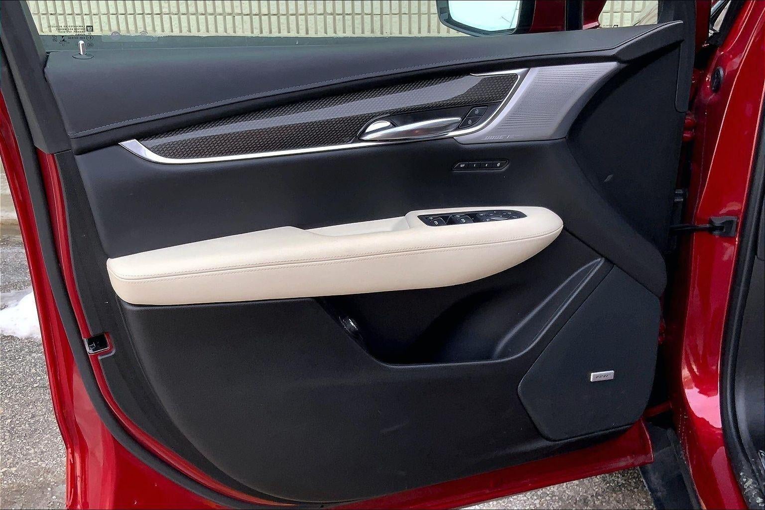 2022 Cadillac XT5 Sport