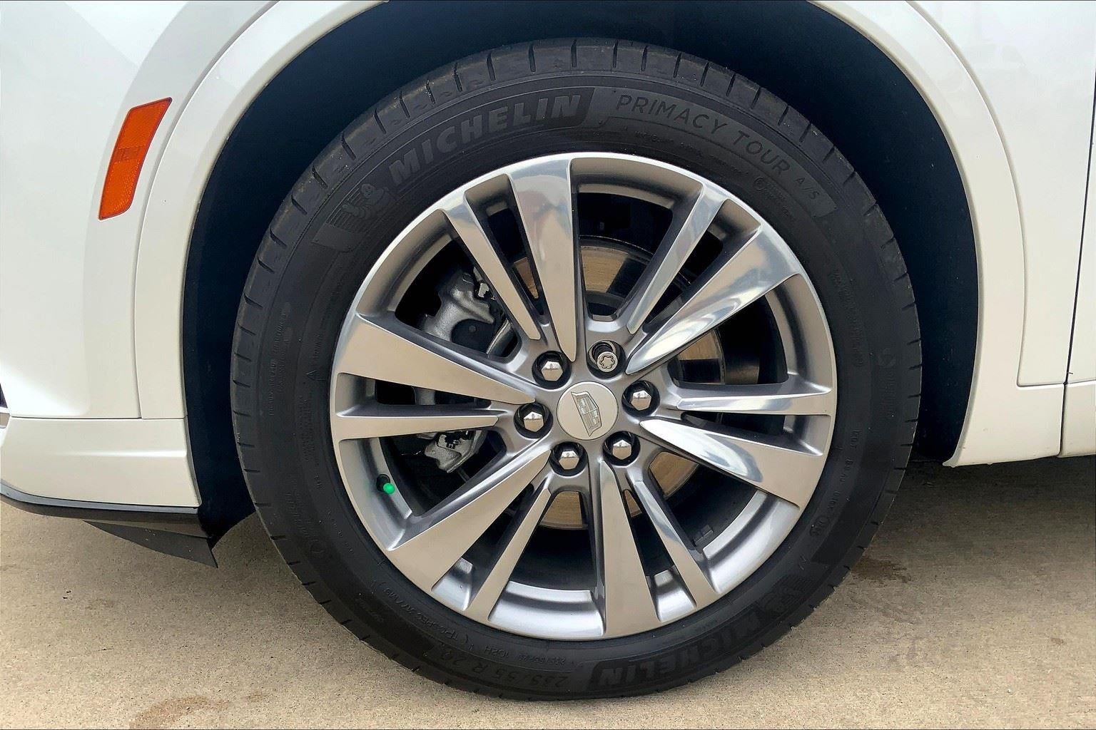 2022 Cadillac XT6 Premium Luxury