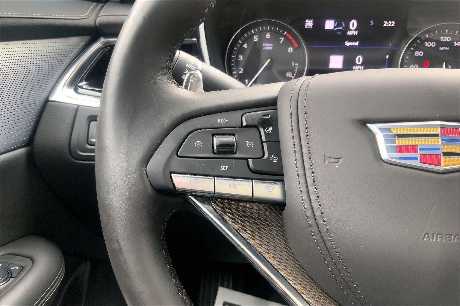 2025 Cadillac XT6 Sport