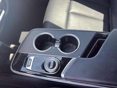 2024 Cadillac LYRIQ Luxury 1