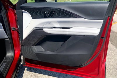 2024 Cadillac LYRIQ Luxury 1