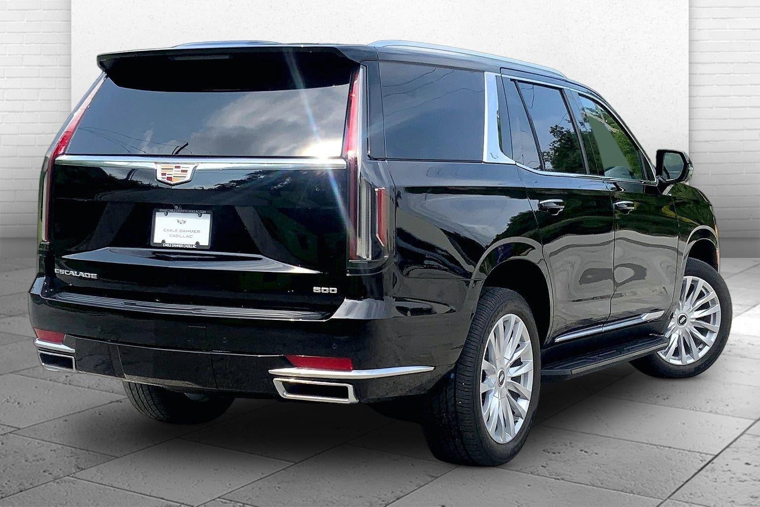 2022 Cadillac Escalade Luxury