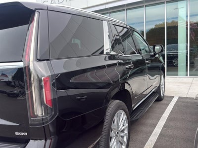 2022 Cadillac Escalade Luxury
