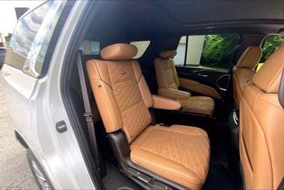 2022 Cadillac Escalade Premium Luxury