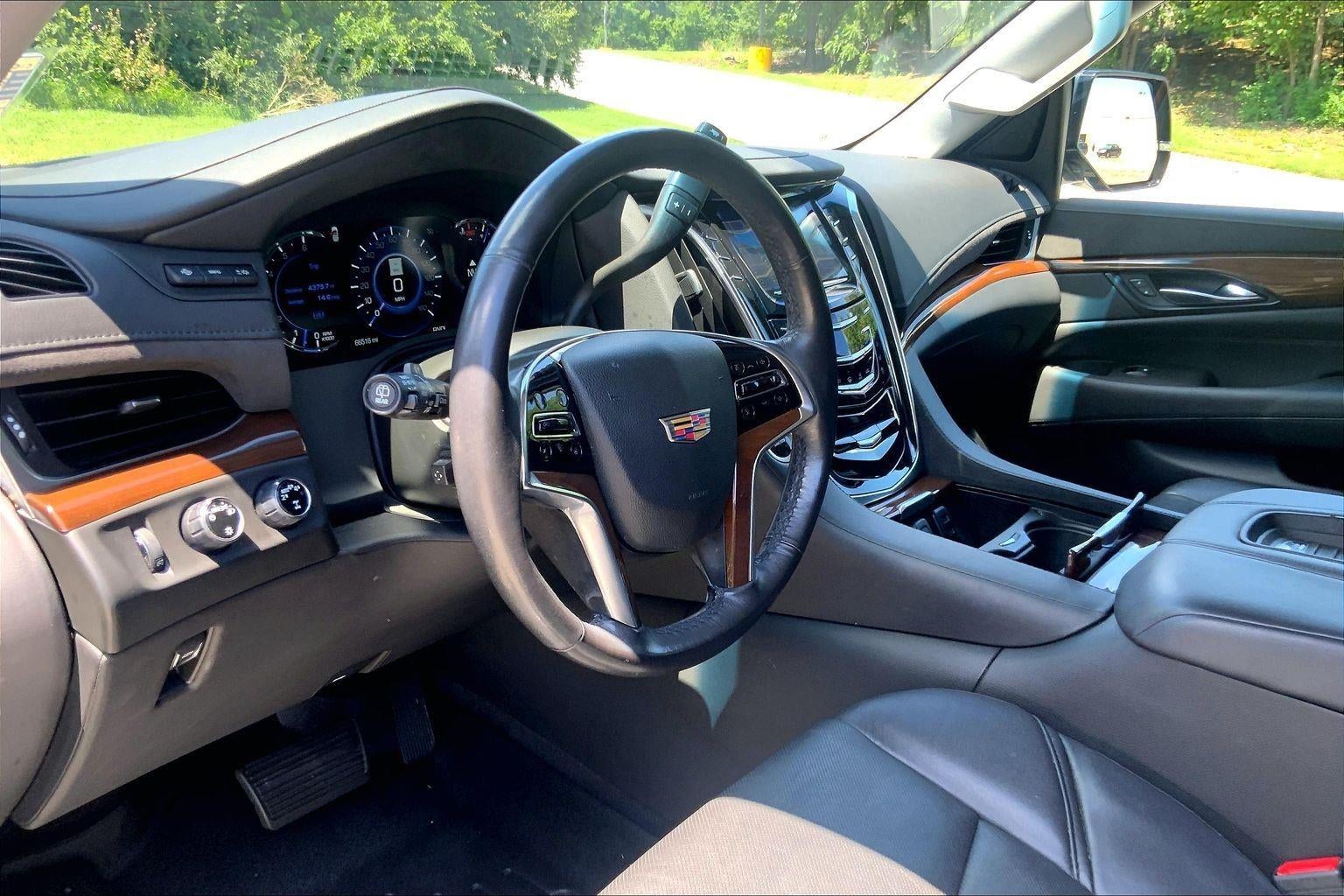 2020 Cadillac Escalade Premium Luxury