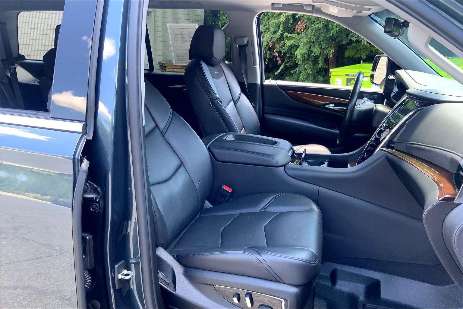 2020 Cadillac Escalade Premium Luxury