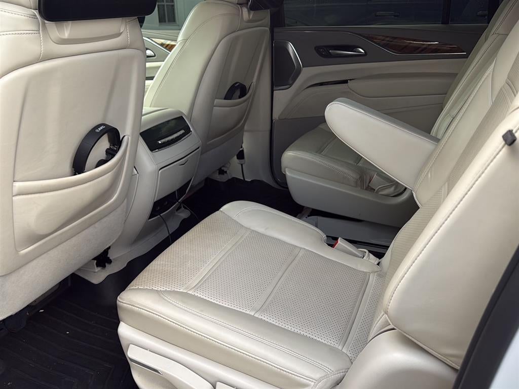 2023 Cadillac Escalade ESV Sport Platinum