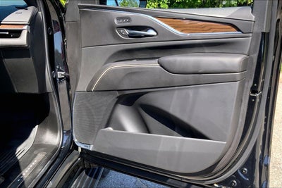 2024 Cadillac Escalade ESV Sport Platinum