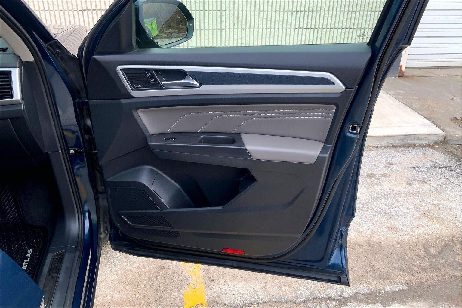 2023 Volkswagen Atlas 3.6L V6 SEL Premium R-Line