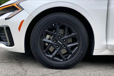 2025 Kia K5 LXS