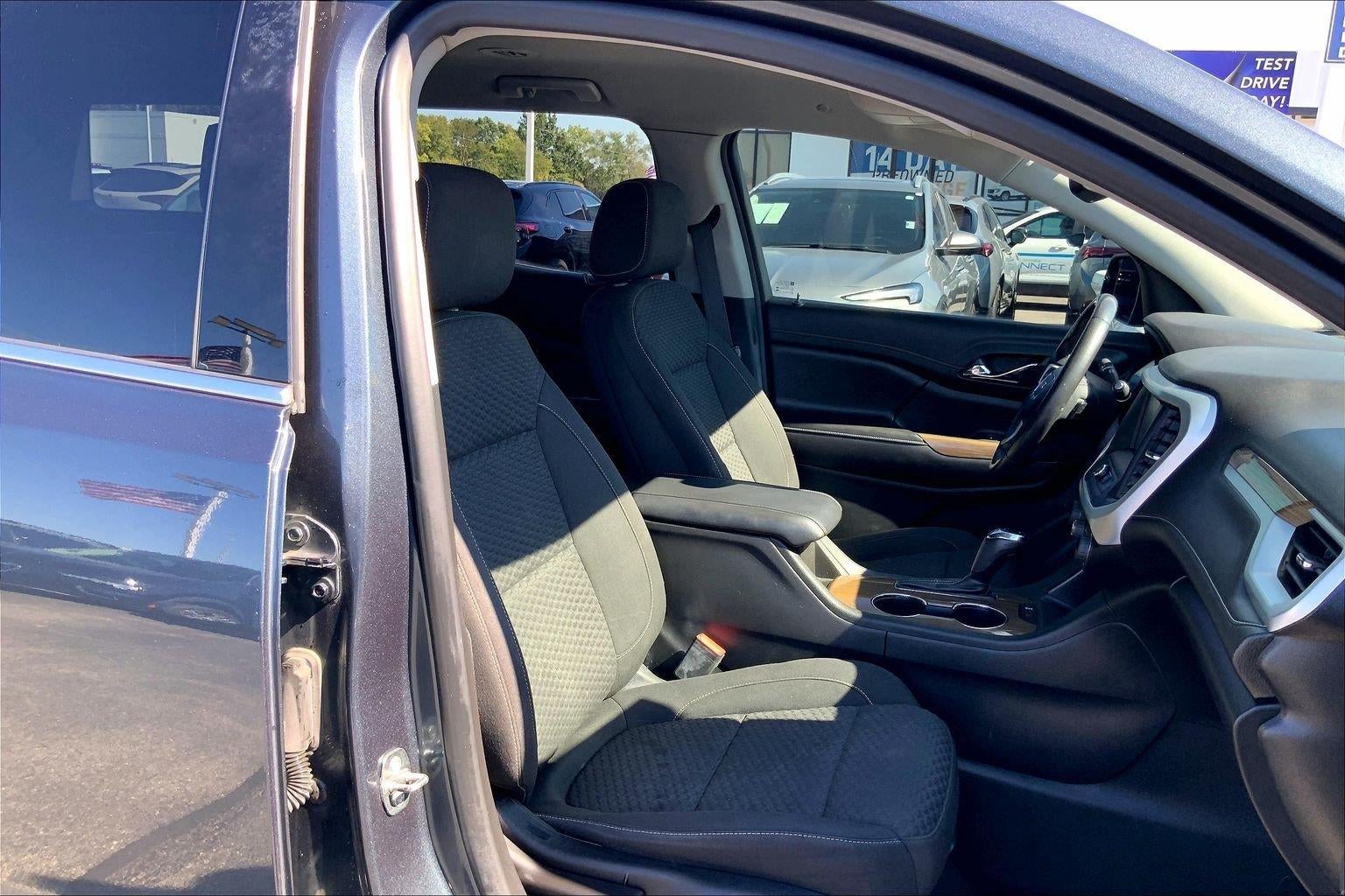 2019 GMC Acadia SLE