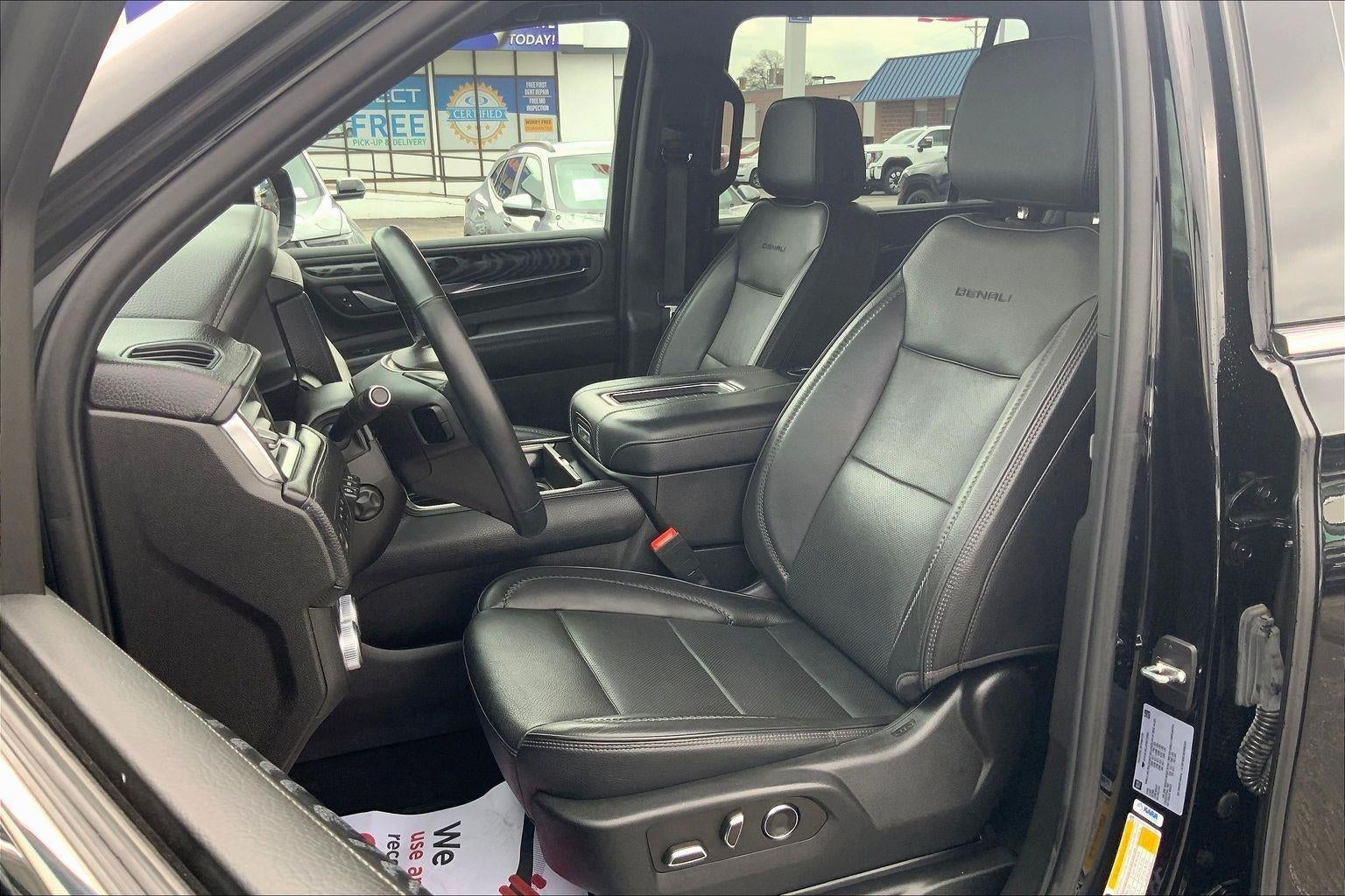 2023 GMC Yukon XL Denali