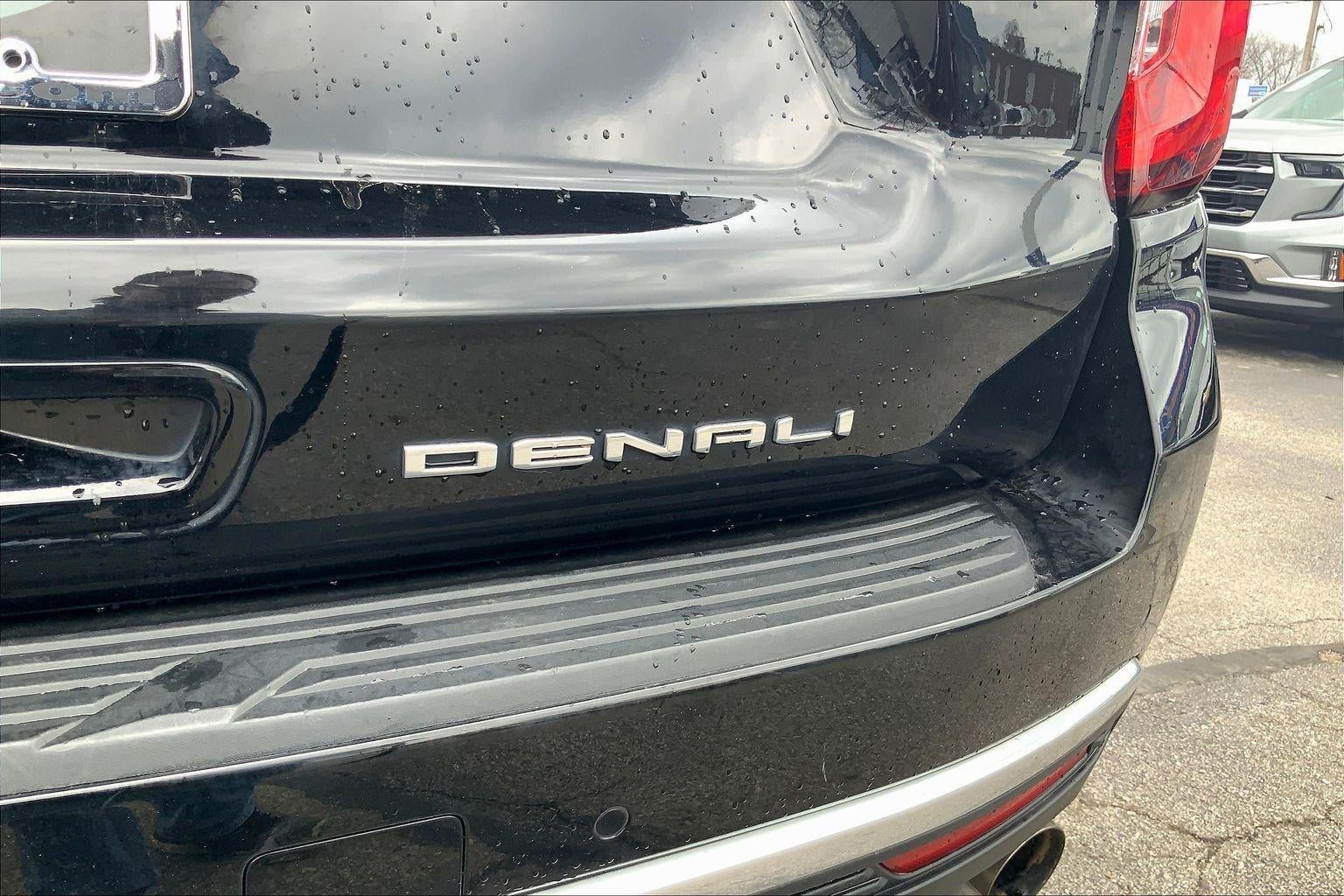 2023 GMC Yukon XL Denali