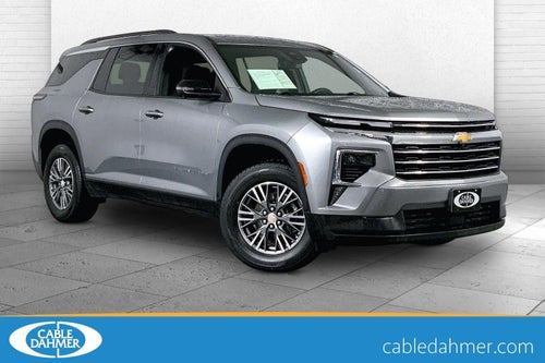 2024 Chevrolet Traverse LT