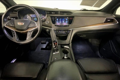 2017 Cadillac XT5 Platinum AWD