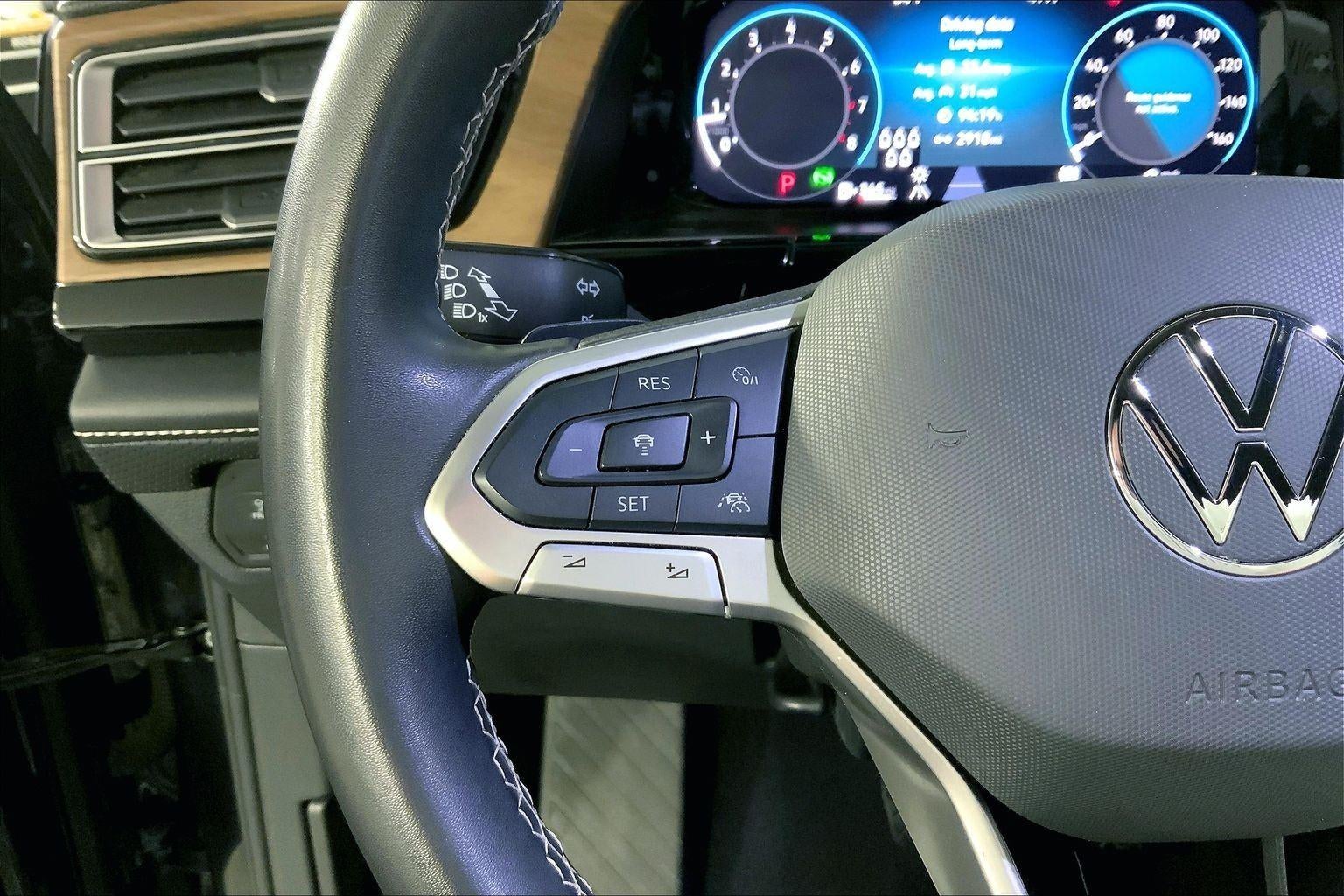 2024 Volkswagen Atlas 2.0T SE w/Technology