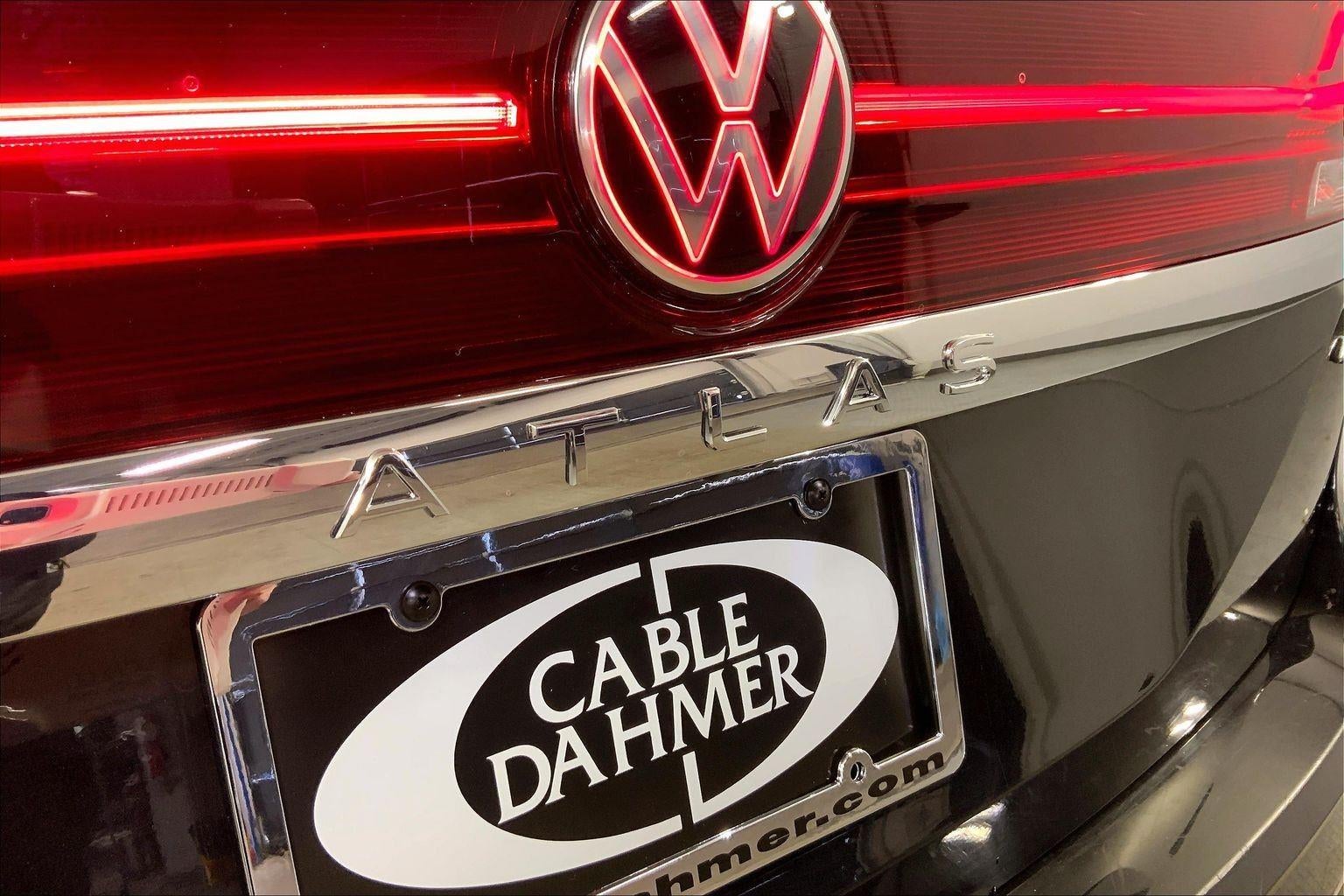 2024 Volkswagen Atlas 2.0T SE w/Technology