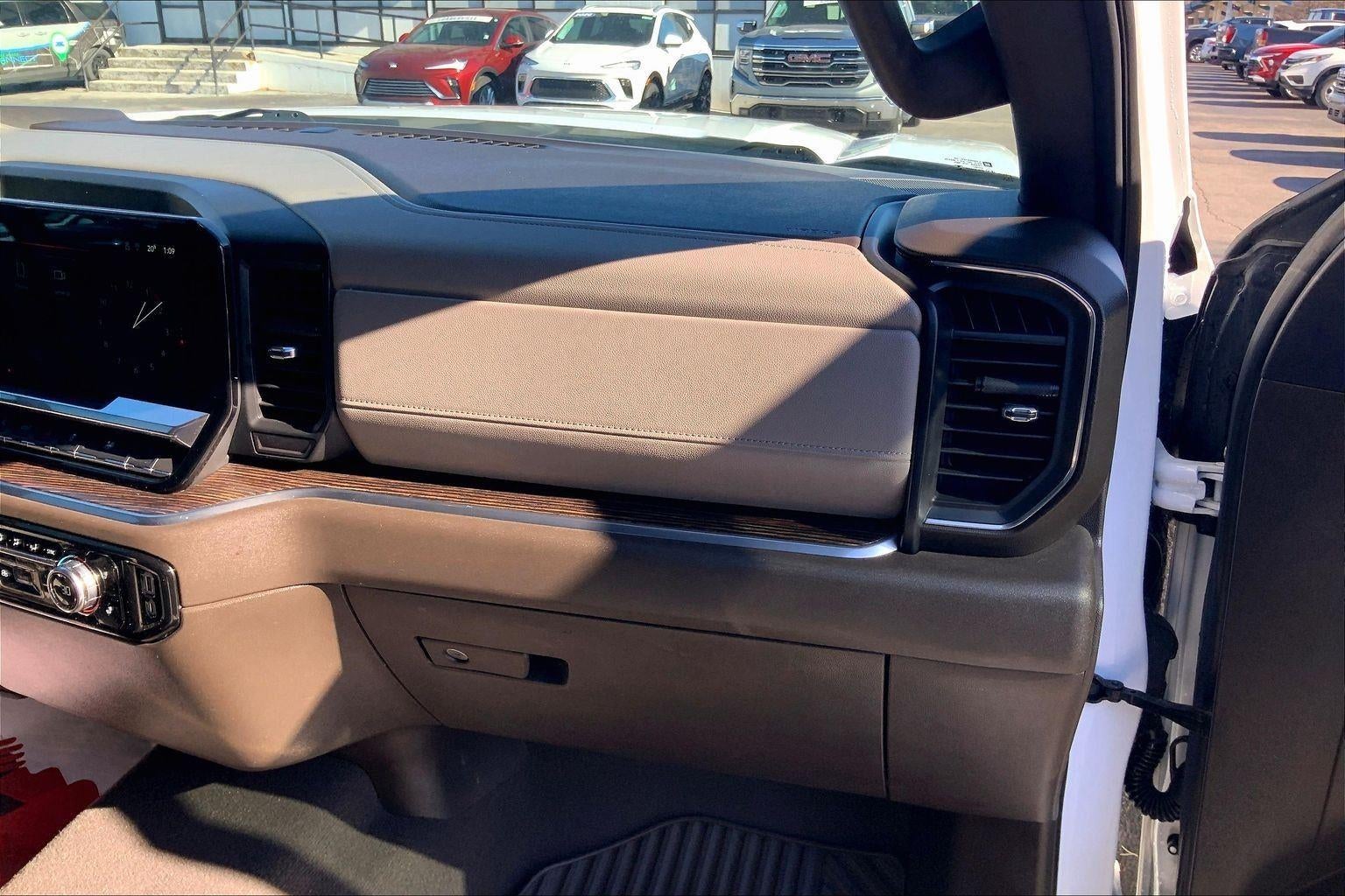 2022 GMC Sierra 1500 SLE