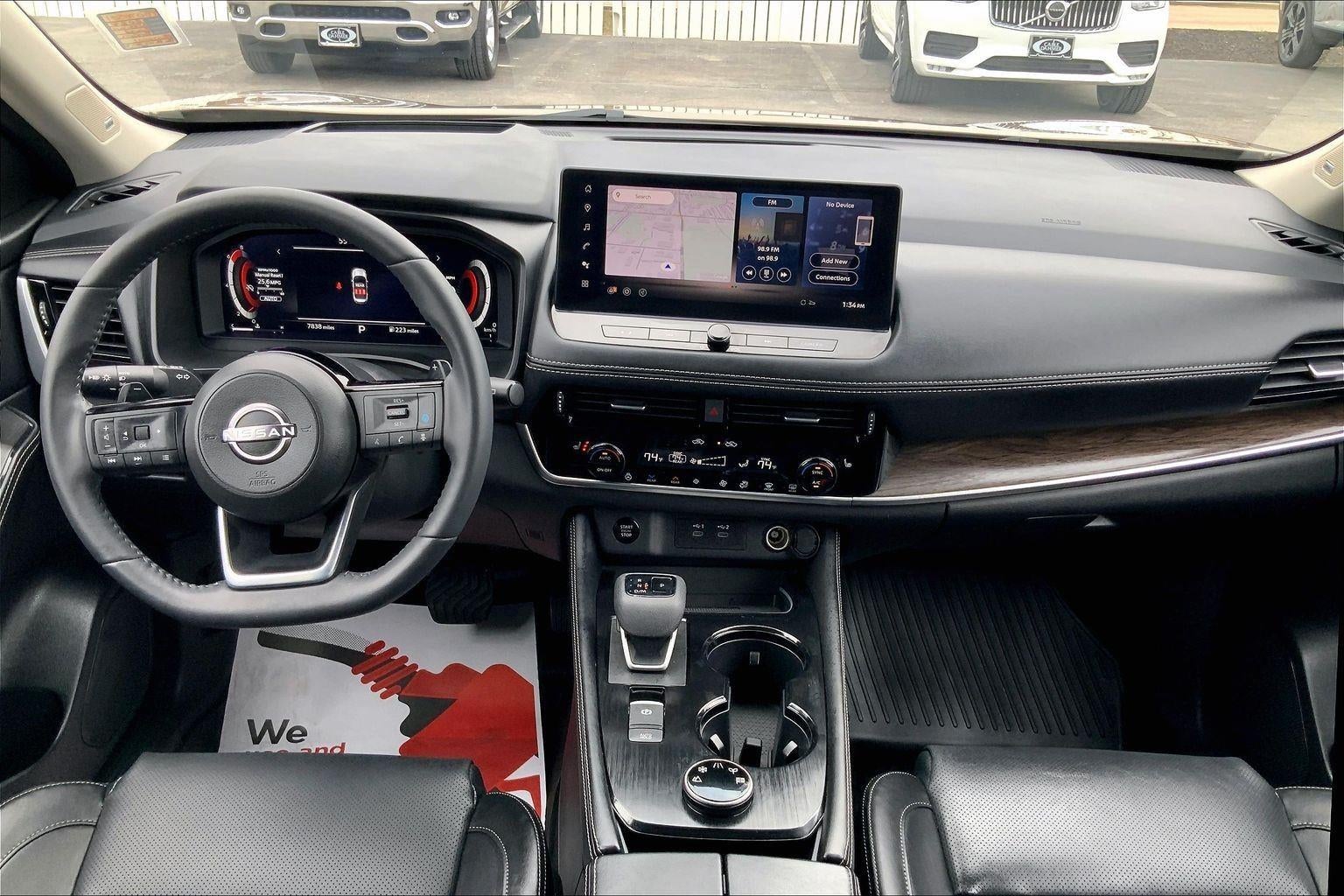 2024 Nissan Rogue Platinum