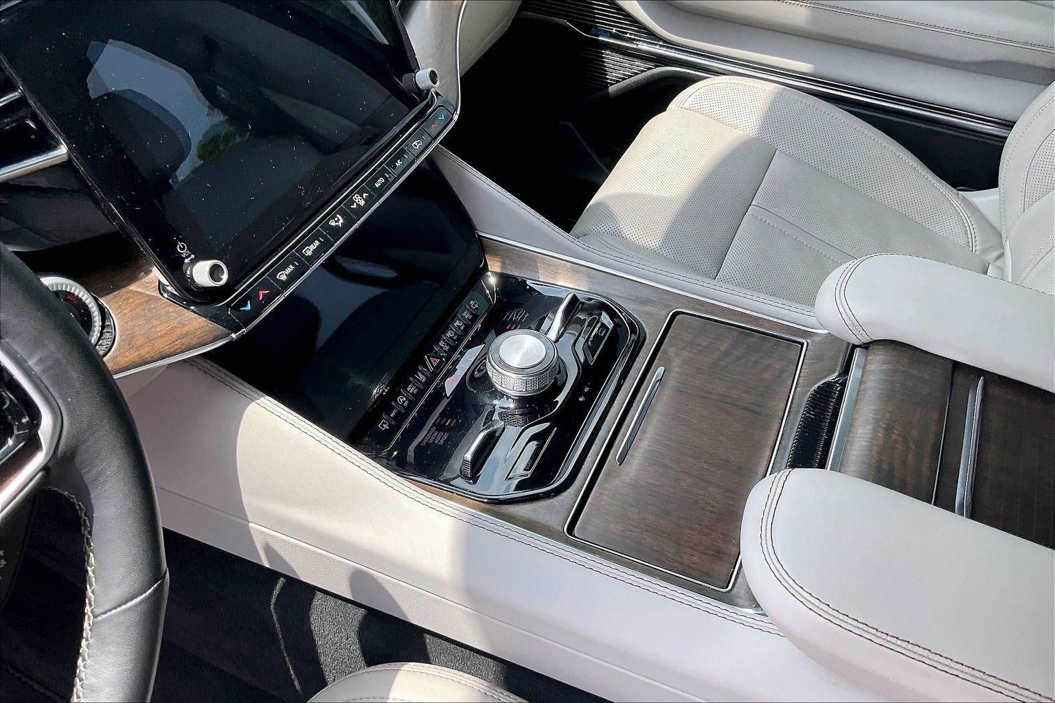 2023 Jeep Grand Wagoneer L 4DR 4WD