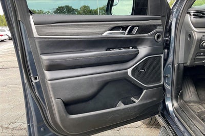 2023 Jeep Wagoneer Series II