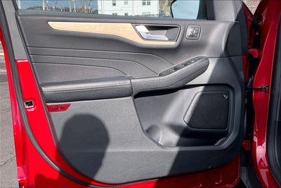 2021 Ford Escape Titanium Hybrid