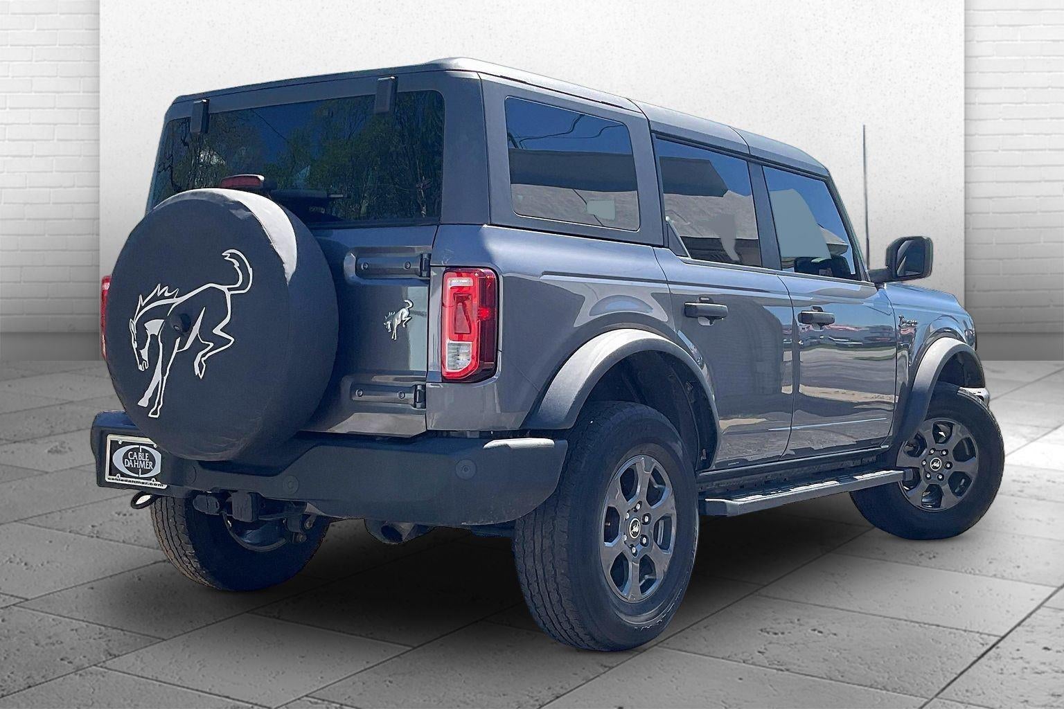 2021 Ford Bronco Base