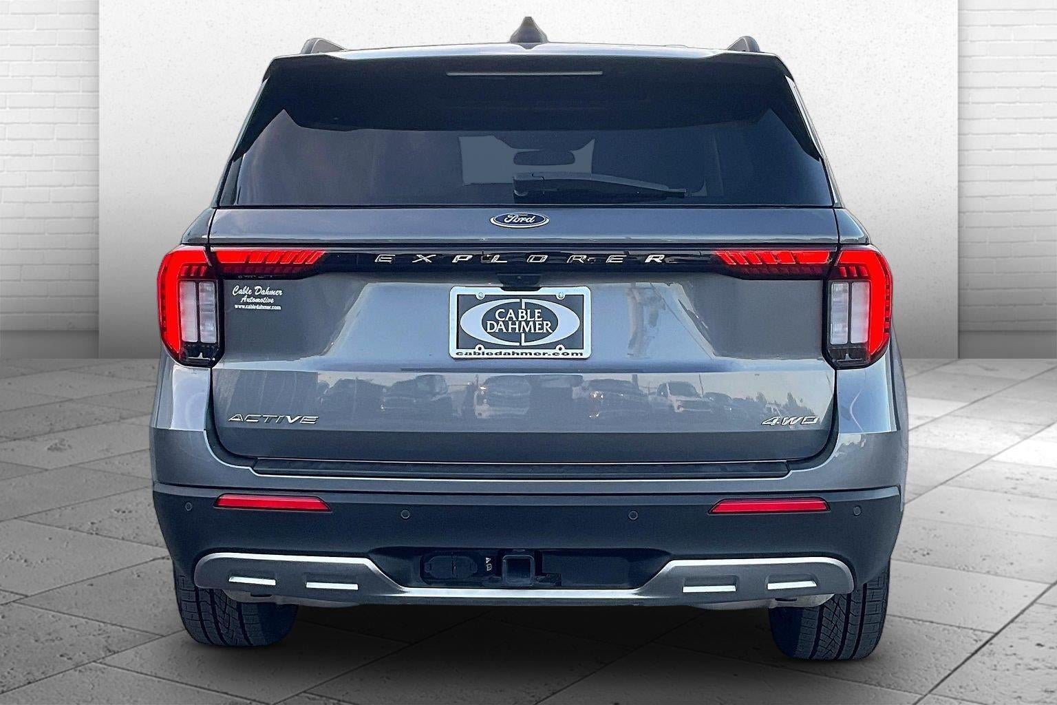 2025 Ford Explorer Active