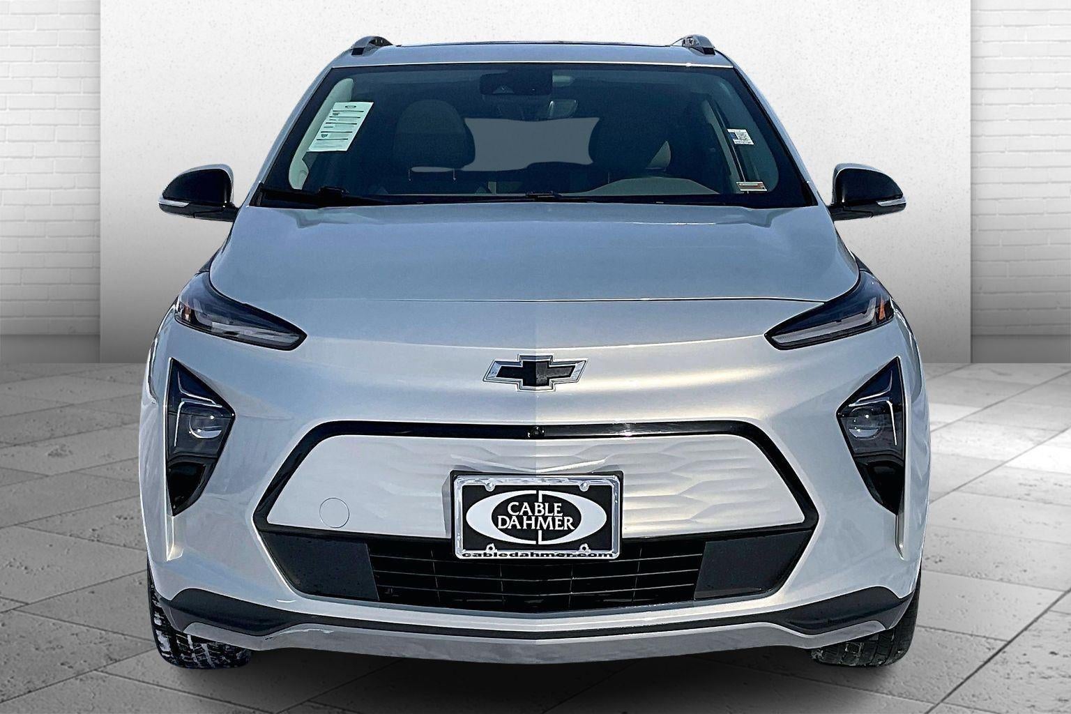 Used 2023 Chevrolet Bolt EUV Premier with VIN 1G1FZ6S02P4128784 for sale in Kansas City, MO