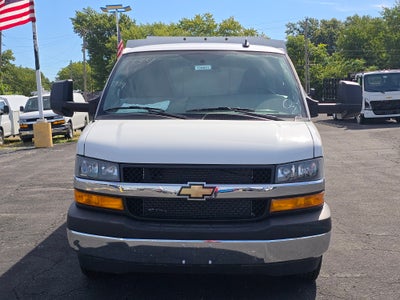 2025 Chevrolet Express Cutaway 3500 1WT