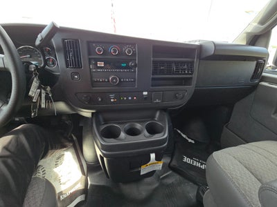 2025 Chevrolet Express Cutaway 3500 1WT