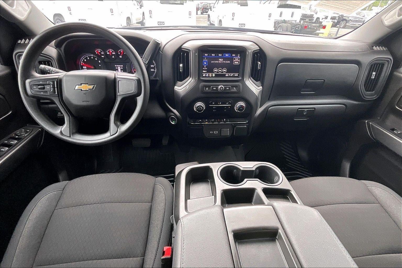 2024 Chevrolet Silverado 1500 Custom