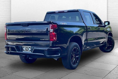 2025 Chevrolet Silverado 1500 Custom
