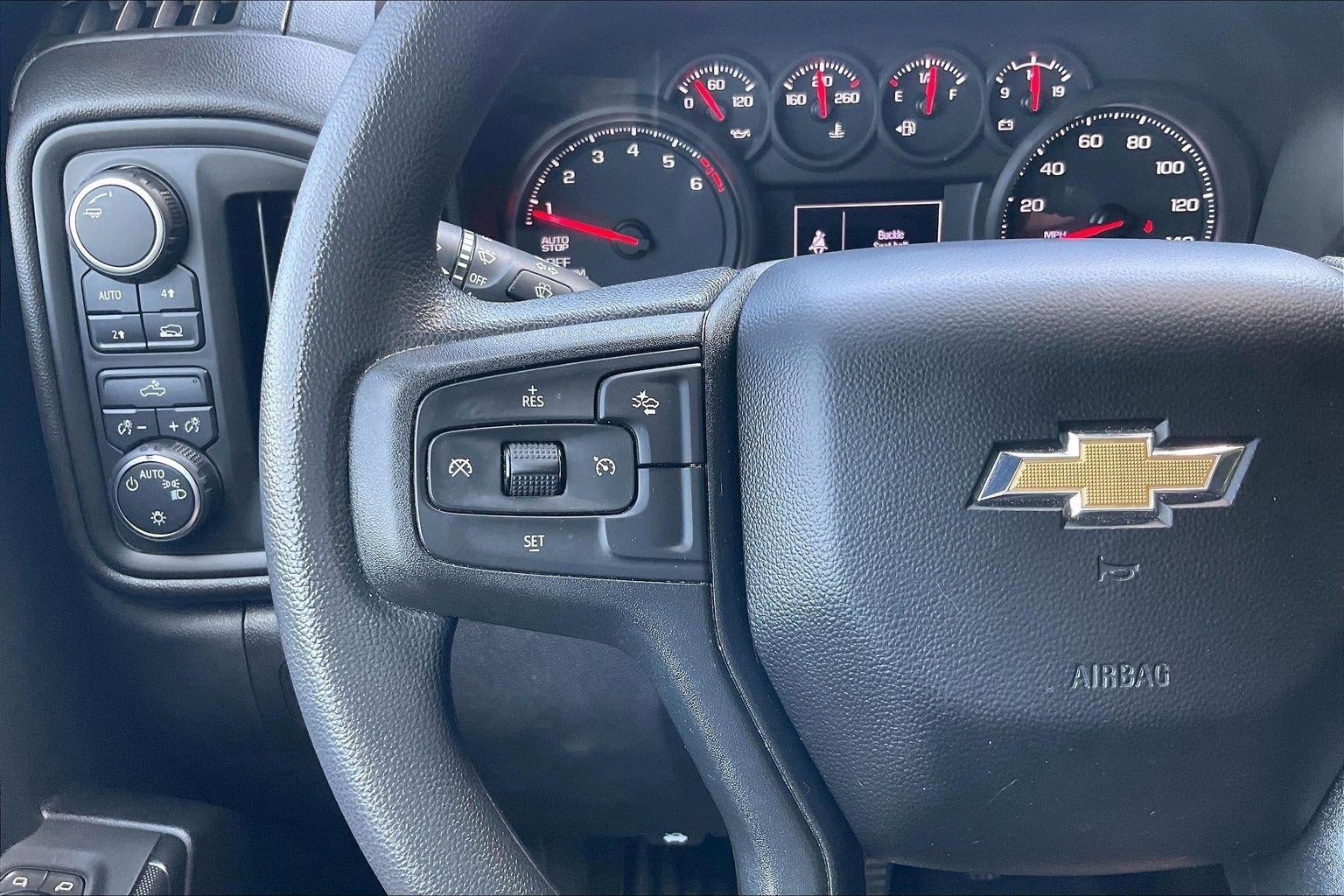 2025 Chevrolet Silverado 1500 Custom