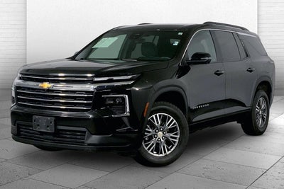 2024 Chevrolet Traverse LT