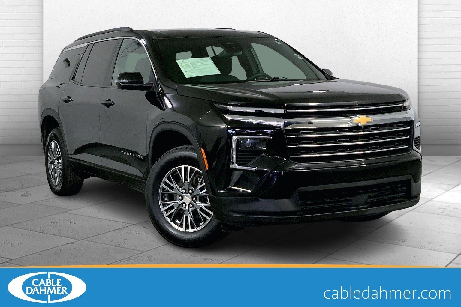 2024 Chevrolet Traverse LT