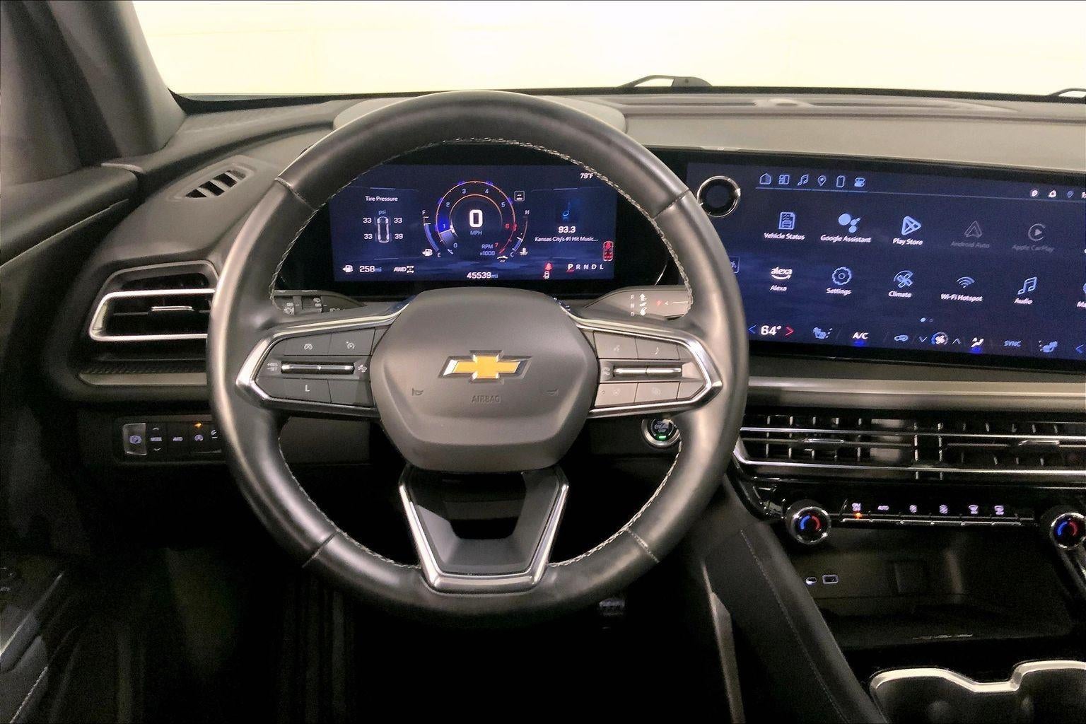 2024 Chevrolet Traverse LT
